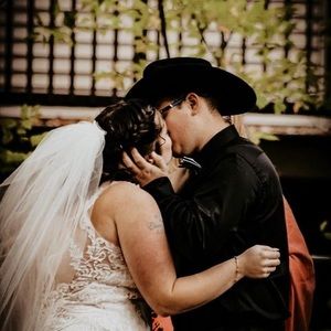 Meet your Posher, Tabitha